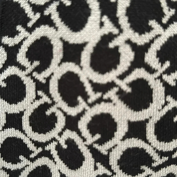 GUESS Monogram Oversized Grandpa Cardigan NWT L - Picture 4 of 7